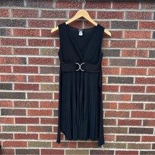 Vestido de coquetel tabu preto e prata decote em V acolchoado com cinto amarrar costas comprar usado  Enviando para Brazil