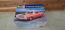 revell 2004 kit modelo escala 1/24 70 plymouth roadrunner comprar usado  Enviando para Brazil