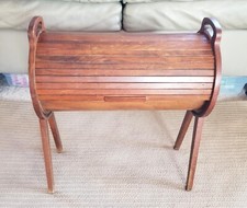 Usado, BOM Vintage Rolo de Madeira TOP Caixa de Costura Cilíndrica ~ Iugoslávia ~ Madeira Nasco NL comprar usado  Enviando para Brazil