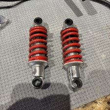 Par (2) Cadeira Elétrica Quickie QM-710 Pequenos Amortecedores Vermelhos, usado comprar usado  Enviando para Brazil