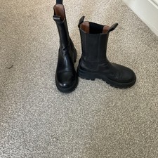 Alias mae dominic for sale  ROTHERHAM