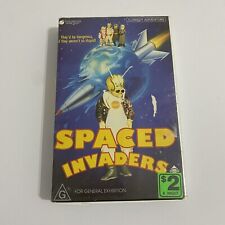 Fita de vídeo Spaced Invaders (VHS, 1990) ficção científica comédia filme alienígena anos 90 rara comprar usado  Enviando para Brazil