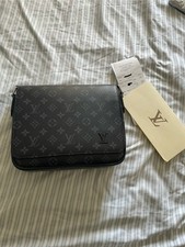 Louis vuitton messenger for sale  Bronx