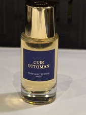 Perfume ottoman leather d'occasion  Expédié en Belgium