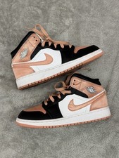 Air jordan mid for sale  New Haven