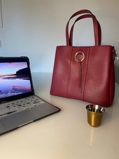 Borsa carpisa bordeaux usato  Sansepolcro