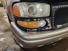 Usado, Farol direito do passageiro estilo clássico compatível com 02-07 Sierra Denali 1235837 comprar usado  Enviando para Brazil