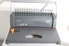 Perforatrice relieuse united d'occasion  Mulhouse-