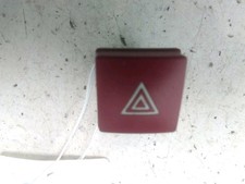 Commutateur feux detresse d'occasion Commutateur feux detresse d'occasion  Billère