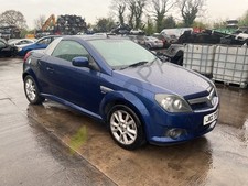 vauxhall front tigra bumper for sale vauxhall front tigra bumper for sale CRUMLIN