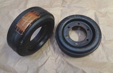 Ruota gomma piena usato Ruota gomma piena usato  Pisa