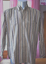 Jolie chemise rayée d'occasion  Auterive