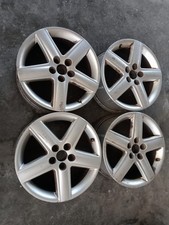 cerchi 7x17 5x100 usato cerchi 7x17 5x100 usato  Bergamo