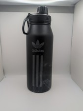 Garrafa de água preta Adidas metal 32 oz 1 litro - quente/fria parede dupla isolada comprar usado Garrafa de água preta Adidas metal 32 oz 1 litro - quente/fria parede dupla isolada comprar usado  Enviando para Brazil