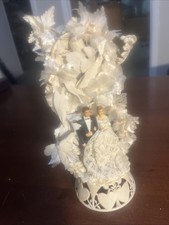 Linda blusa/lembrança de bolo de casamento vintage 1963 com noiva e noivo 10” de altura comprar usado  Enviando para Brazil