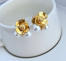 Tory burch pearl for sale  Las Vegas