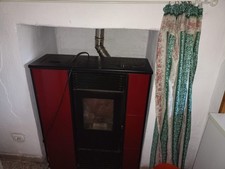 Stufa pellet 12kw usato  Martina Franca