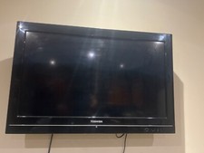 Toshiba lcd tv for sale  ENFIELD