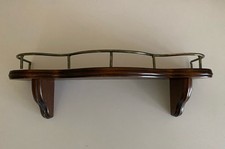 Prateleira de madeira com corrimão de metal e recuo de placa comprar usado  Enviando para Brazil