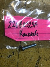 Vis 5x25 kawasaki d'occasion  Verneuil-l'Étang