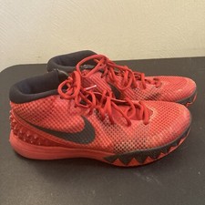 Usado, Tênis Nike Kyrie 1 Deceptive vermelho preto amarelo tamanho 9.5 705277-606 comprar usado  Enviando para Brazil