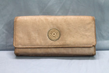 Kipling shinny beige d'occasion  Expédié en Belgium
