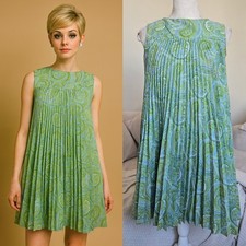 Mini vestido plissado paisley verde vintage década de 1960 pequeno mod Gogo Babydoll Youthquake comprar usado  Enviando para Brazil