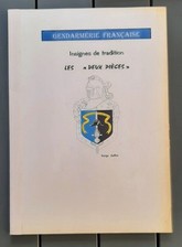 Livre insignes traditions d'occasion  Toulon-
