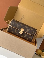 Pochette camille m13566 d'occasion  Expédié en Belgium
