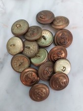 Vecchi bottoni divisa usato Vecchi bottoni divisa usato  Sava