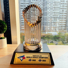 11,8" Toronto Blue Jays World Series Championship Trophy com base de madeira, usado comprar usado  Enviando para Brazil