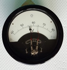 Antico voltmetro analogico usato  Italia