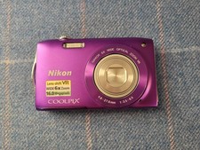 Nikon coolpix s3300 usato  Spedire a Italy