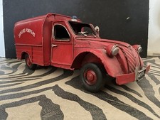 Véhicules rétro décoration d'occasion  Moutiers-les-Mauxfaits