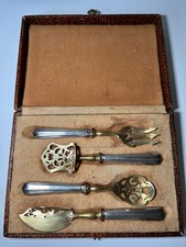 Service mignardises ancien d'occasion  Ambrières-les-Vallées