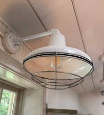 Luminária de parede Barn Light (fazenda dos EUA) com gaiola comprar usado  Enviando para Brazil