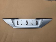 Usado, MERCEDES SL R230 SL TAMPA DE BOTA SUPORTE DE PLACA DE PARA-CHOQUE TRASEIRO PRATA AZUL A2307500037 comprar usado  Enviando para Brazil