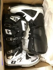Botas Gaerne motocicleta ATV resistente SG12 preto e branco tamanho 9 2174-014-9 novas comprar usado  Enviando para Brazil