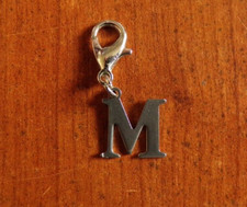 Charms argentée lettre d'occasion  Calais