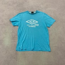 Camiseta Umbro manga curta esportiva com logotipo masculina M, usado comprar usado  Enviando para Brazil