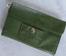 Carteira bifold tamanho completo couro de bezerro verde oliva Lacoste comprar usado  Enviando para Brazil