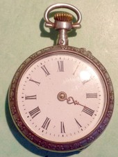 Montre col ancienne d'occasion  Limogne-en-Quercy