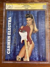 Carmen Electra com guitarra autografada assinada foto 8x10 série assinatura CGC, usado comprar usado  Enviando para Brazil