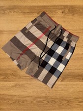 Pantaloncini burberry usato  Marsciano