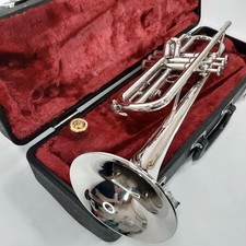 Trompete YAMAHA YTR1310 prata com bocal personalizado comprar usado  Enviando para Brazil