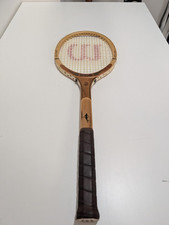 Raquete de tênis Wilson Chris Evert Pro Staff madeira feita nos EUA 🇺🇸 comprar usado  Raquete de tênis Wilson Chris Evert Pro Staff madeira feita nos EUA 🇺🇸 comprar usado  Enviando para Brazil