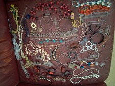 Lot bijoux fantaisie d'occasion  Luxeuil-les-Bains