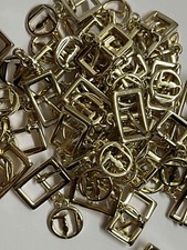 Fibbie ciondolo ottone usato Fibbie ciondolo ottone usato  Fucecchio