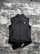 gilet dainese d'occasion gilet dainese d'occasion Expédié en Belgium