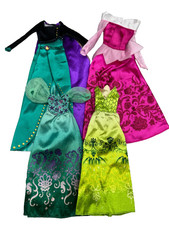 Usado, LOTE DE ROUPAS DE BONECA BARBIE I13 MODA VESTIDO PRINCESA DISNEY CONGELADO CINDERELA comprar usado  Enviando para Brazil